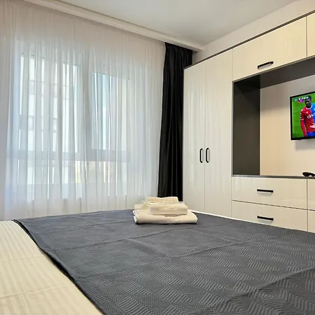 Luxury Glam Adress With Parking Apartment