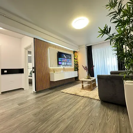 Luxury Glam Adress With Parking Bucharest