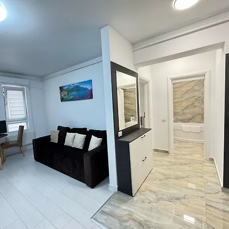 Luxury Glam Adress With Parking Apartment