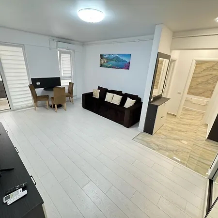 Luxury Glam Adress With Parking * Bükreş