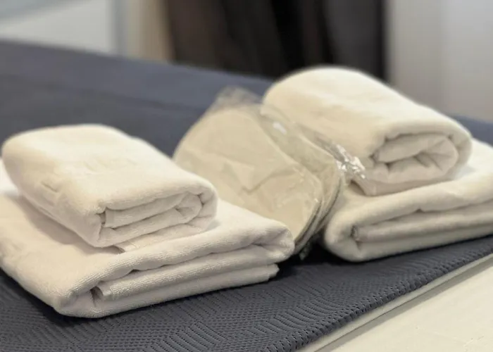 Luxury Glam Adress With Parking Апартаменти