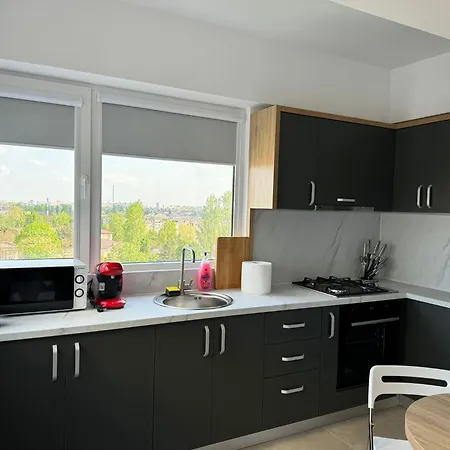 Luxury Glam Adress With Parking Apartmán