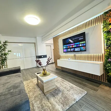 Luxury Glam Adress With Parking Apartamento *